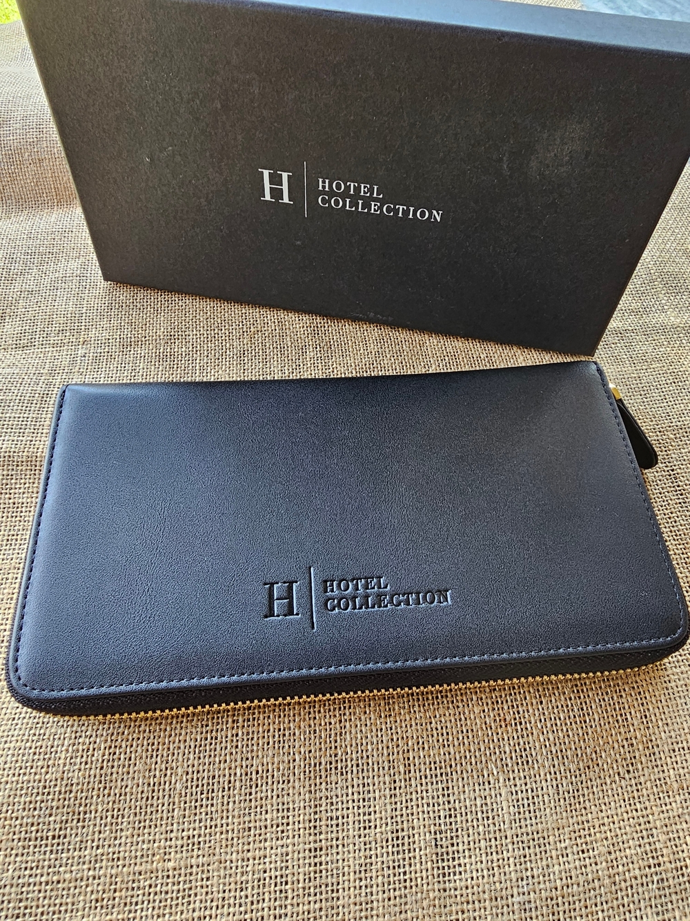 Hotel Collection Slim Leather Jewelry Case *Black*